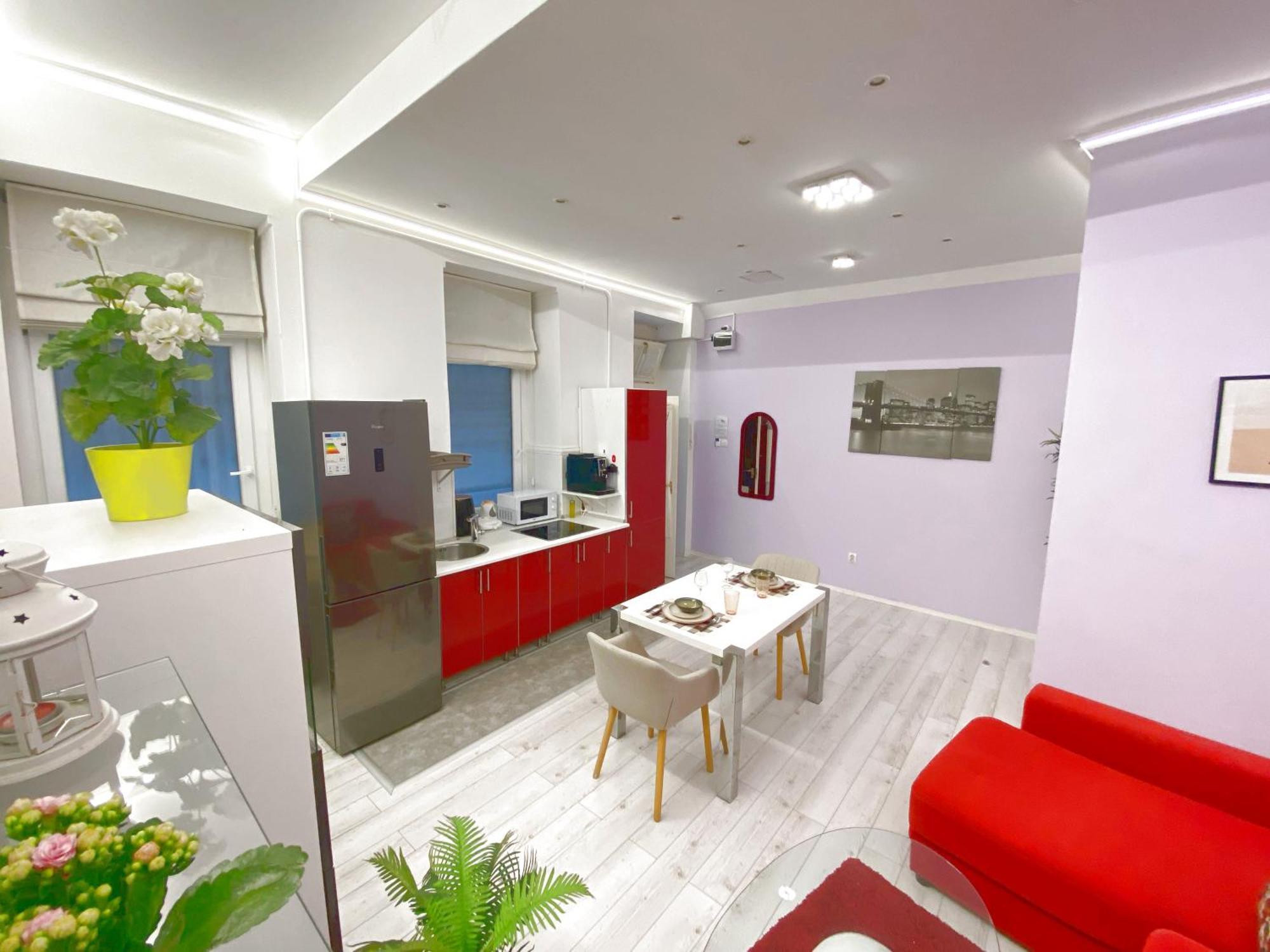 Yes, Yes! Lovely Apartment Good Amenities Budapest Center Exterior photo
